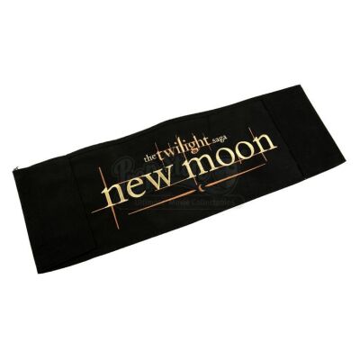 ‘New Moon’ Cast Chairback