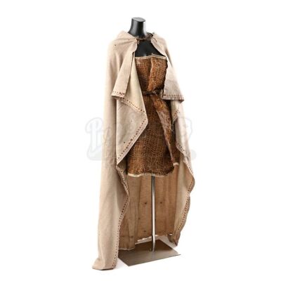 THE TWILIGHT SAGA: ECLIPSE (2010) - Wolf Tribe Villager Skirt and Blanket